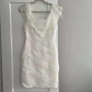 Bcbgmaxazria White scoop neck dress